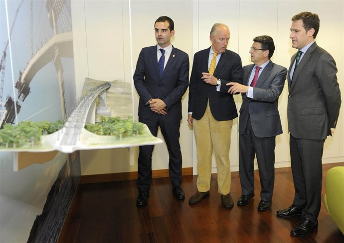 Ramón Fernández-Pacheco y Gonzalo Ferre en una reunión en Madrid