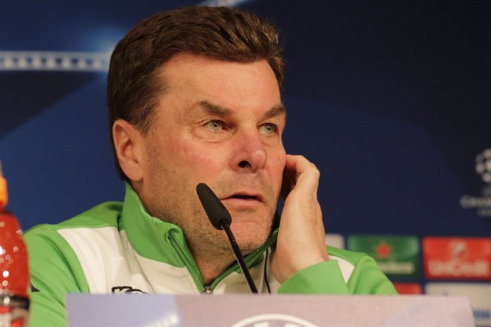 Dieter Hecking en rueda de prensa de Champions League