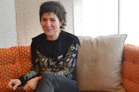 Empar Moliner se disculpa por quemar una Constitución y creyó "pertinente" hacerlo