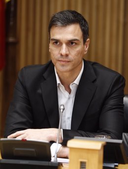 Pedro Sánchez preside la reunión del PSOE en el Congreso