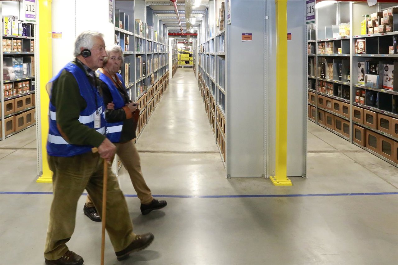 Amazon ha organizado un 'Abuelos Day' en su sede de Madrid