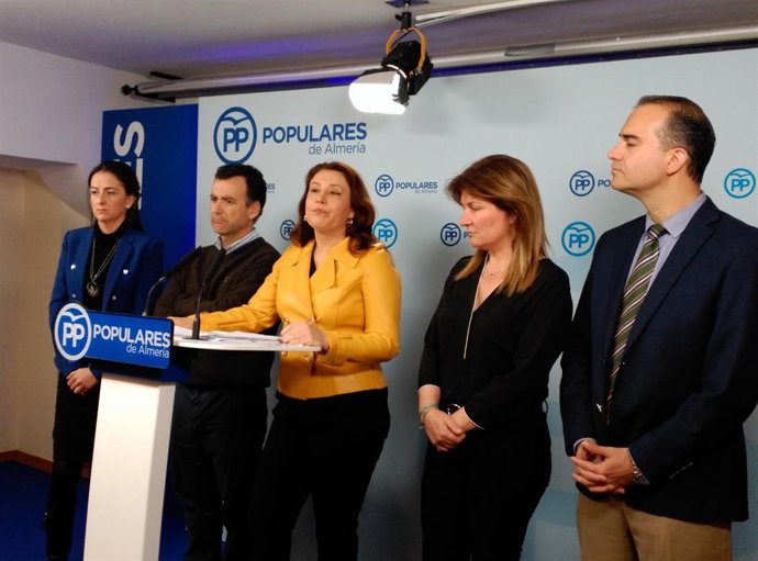 Carmen Crespo, en rueda de prensa en Almería