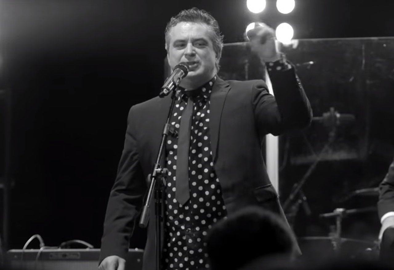 NO ME PISES QUE LLEVO CHANCLAS