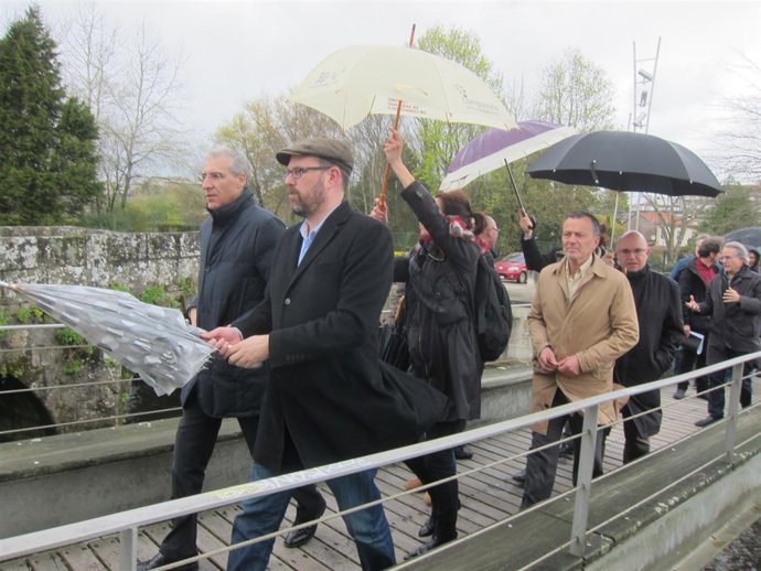 Francisco Conde, este miércoles con el alcalde de Santiago