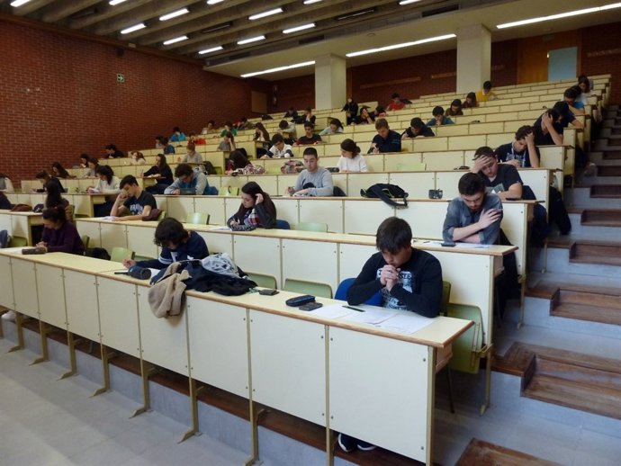 Olimpiada de Química en la UC