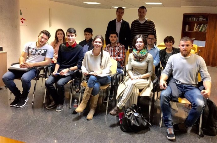 Estudiantes de Derecho visitan la Junta de Consumo