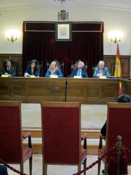  Reunión De La Secretaria De Estado De Justicia Con Profesionales Y Personal