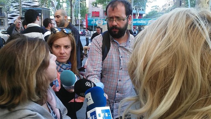 La madre de una de las voluntarias detenidas en Idomeni, V.Carbonell