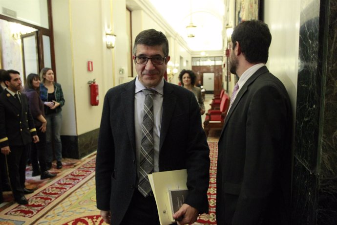 Patxi López a su llegada a la reunión de la Mesa del Congreso