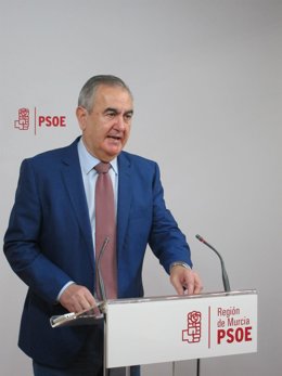 El secretario general del PSOE-RM, Rafael González Tovar