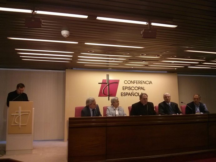 Los Obispos españoles hablan del viaje del Papa a Lesbos