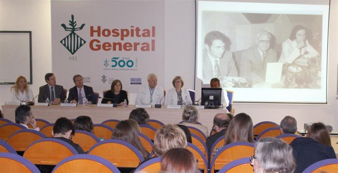 45 Anyos Sesion Clinica Dermatologia HGUV