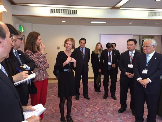 Nota De Prensa E Fotografías: A DIRECTORA DE TURISMO DE GALICIA INAUGURA A EXPOS