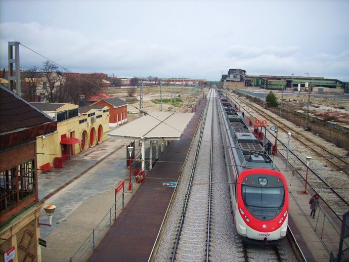 Tren de Cercanías en la C3