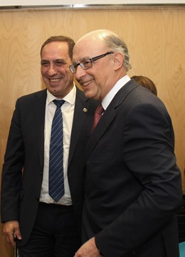 Audios Á Entrada Do CPFF E Fotos