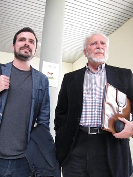 Garzón junto a Anguita en Córdoba