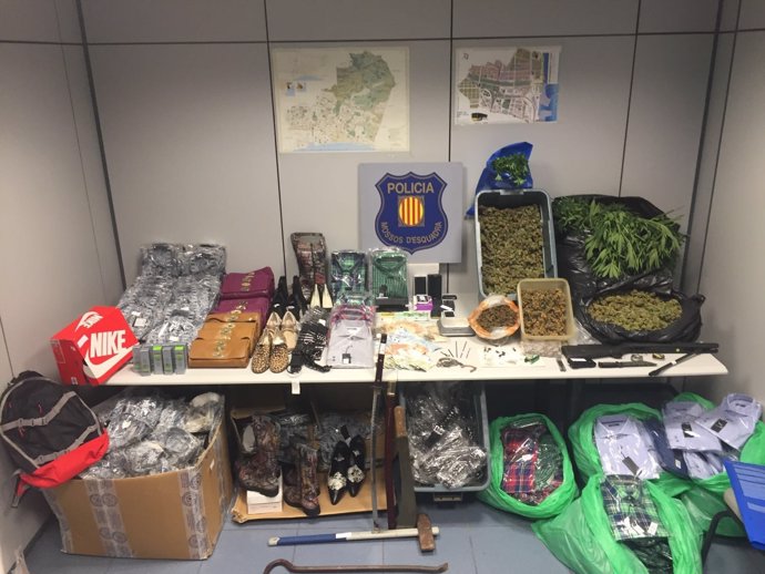 Material recuperado a la banda de ladrones que actuaba en Barcelona y Girona
