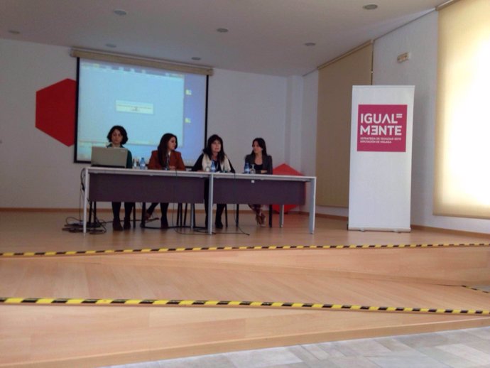 La Diputación de Granada explica en Málaga su modelo de Consejo de Igualdad