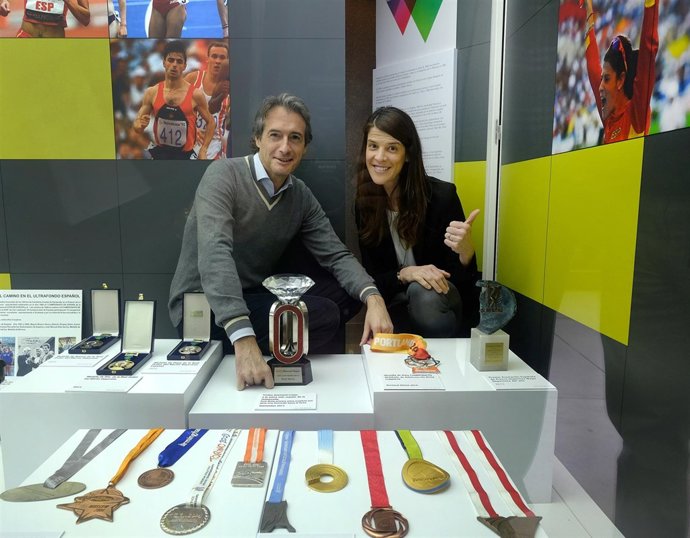 El alcalde de Santander, Íñigo de la Serna, y la atleta Ruth Beitia