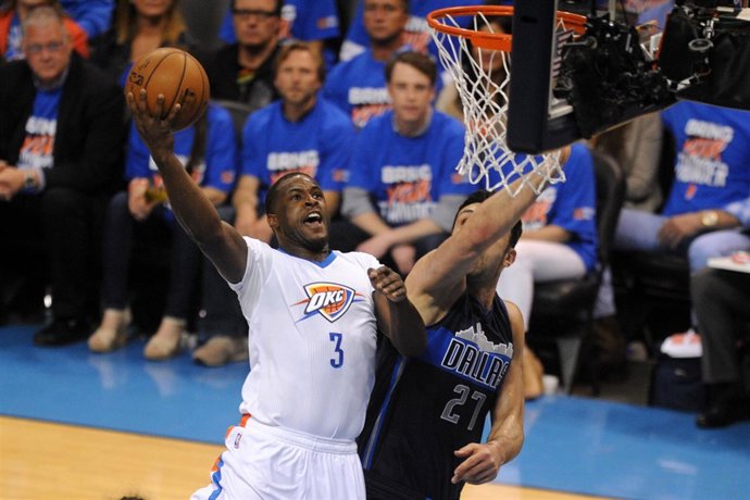 Dion Waiters Zaza Pachulia NBA Playoffs Dallas Mavericks Oklahoma City Thunder