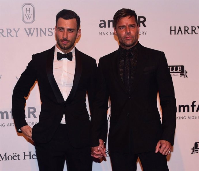Sao Paulo, Brazil - Ricky Martin and Jwan Yosef at the 2016 amfAR Inspiration Ga
