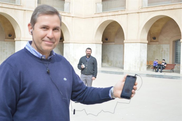 Antonio Guillamón, en primer término y Francesc Burrull, al fondo