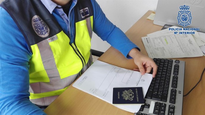 Permisos de residencia fraudulentos