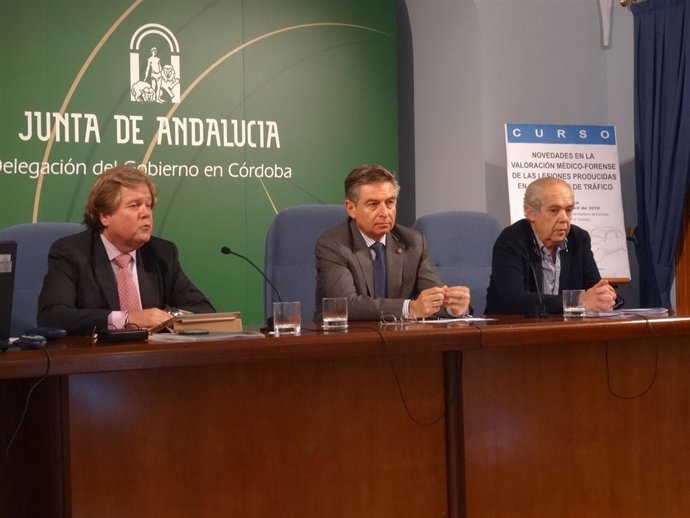 Sáez, Sánchez y Megías en la inauguración del curso