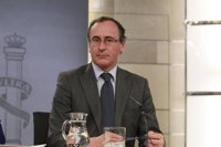 Alonso ofrece a Urkullu el apoyo del PP para consolidar la estabilidad y evitar giros "radicales" del PNV