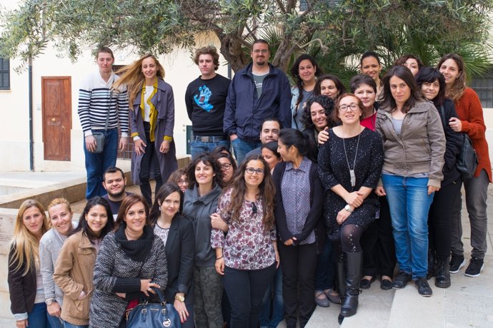 Jóvenes participan en la lanzadera de empleo de Palma
