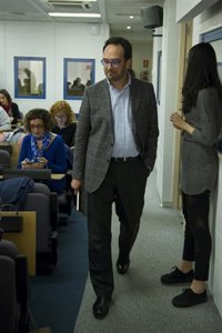 El PSOE replica a Aguirre tras su demanda a Sánchez: "No nos van a amedrentar"