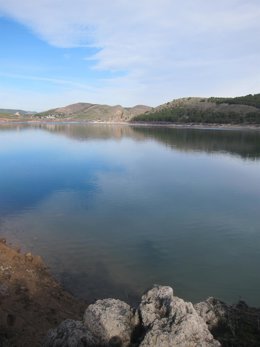Uno de los embalses de la Cuenca del Ebro