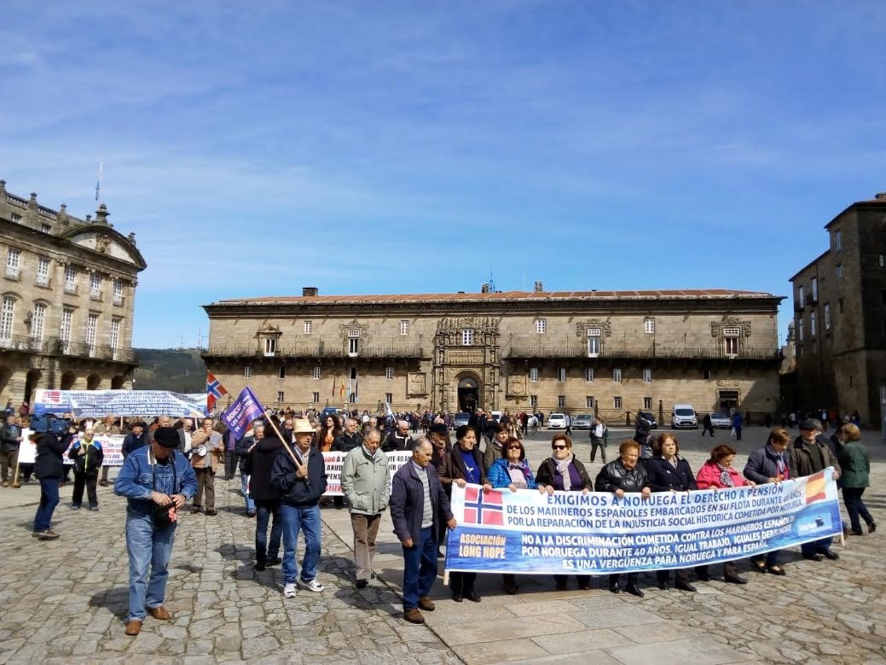 Manifestación de marinos que reclaman sus pensiones a Noruega