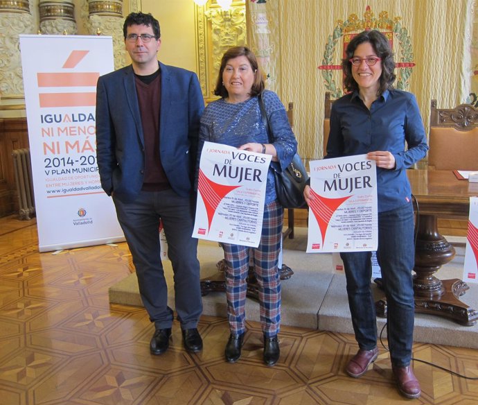 Alberto Bustos, Vicky Soto y María Luisa López Municio presentan 'Voces de Mujer