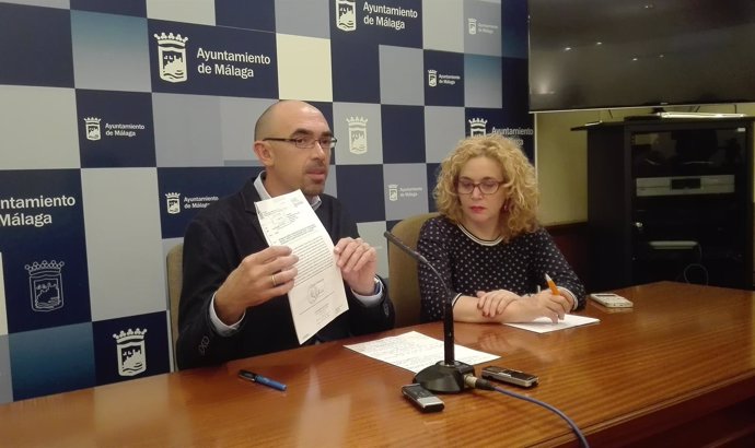 Eduardo Zorrilla y Remedios Ramos, concejales de IU-Málaga para la Gente