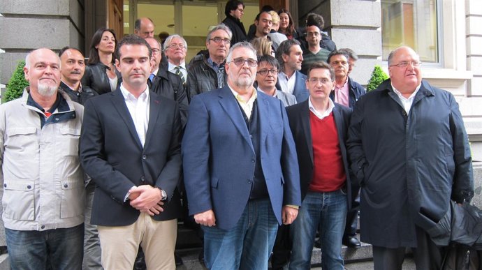 La Mesa del Ferrocarril de Almería, en el Congreso