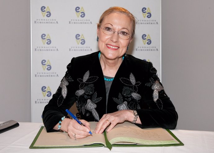 Benita Ferrero-Waldner, presidenta de Euroamérica