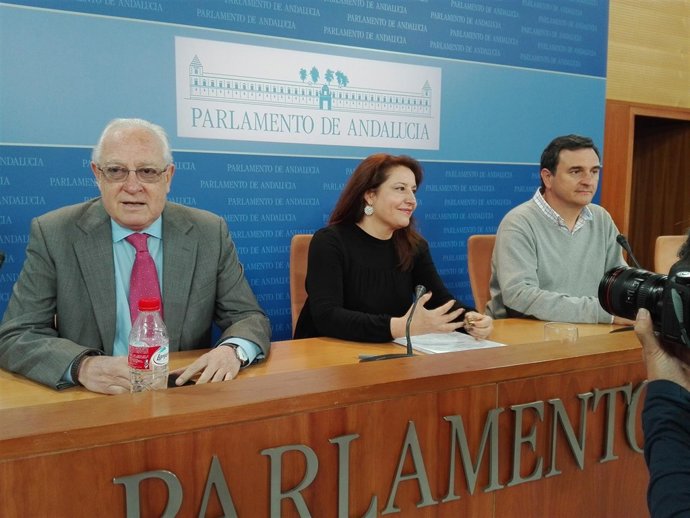 Carmen Crespo, hoy junto a Jaime Raynaud y Félix Romero