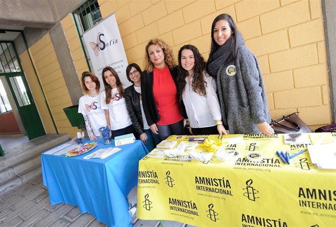 Valido, con los voluntarios               