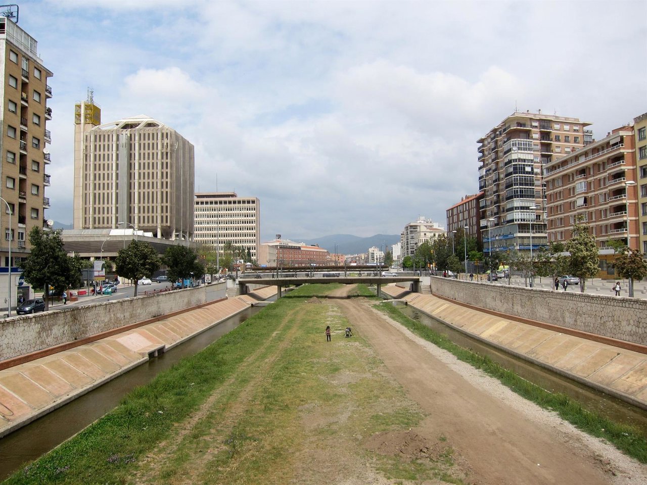 Imagen Del Cauce Urbano Del Río Guadalmedina