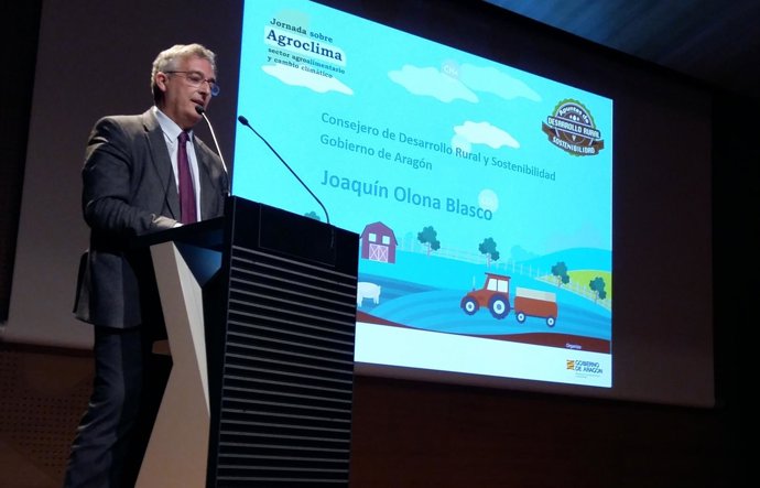 El consejero Joaquín Olona inaugura la jornada Agroclima 