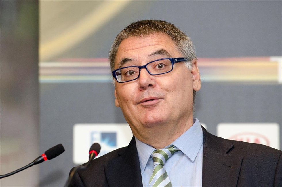 Francisco Roca en la presentación de los playoffs en la FEB