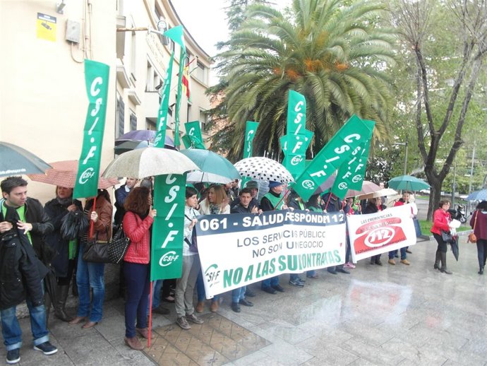 Concentración ante la Delegación del Gobierno andaluz