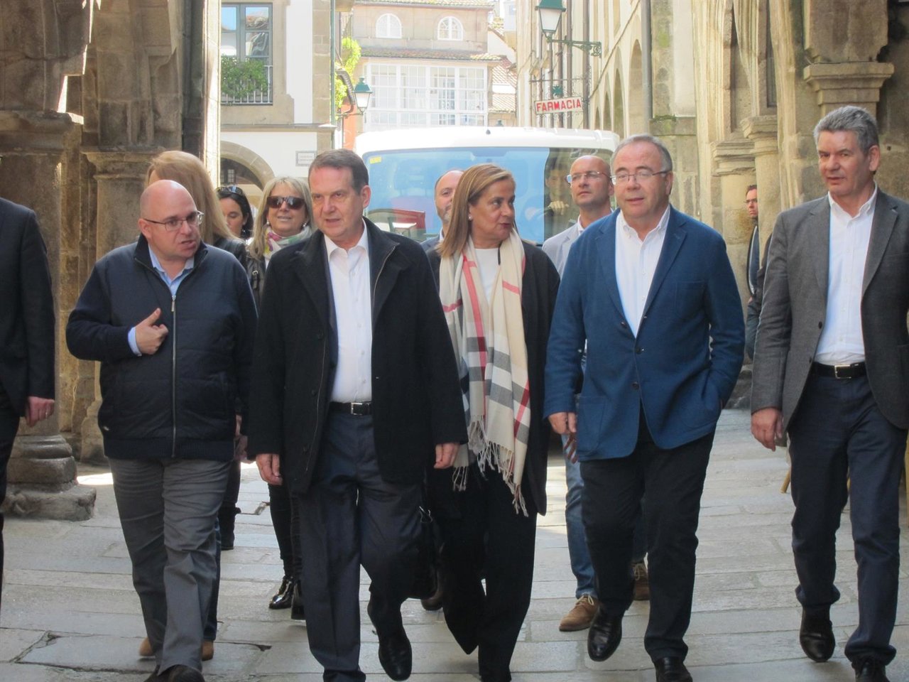 El alcalde de Vigo y la presidenta de la Diputación de Pontevedra en Santiago