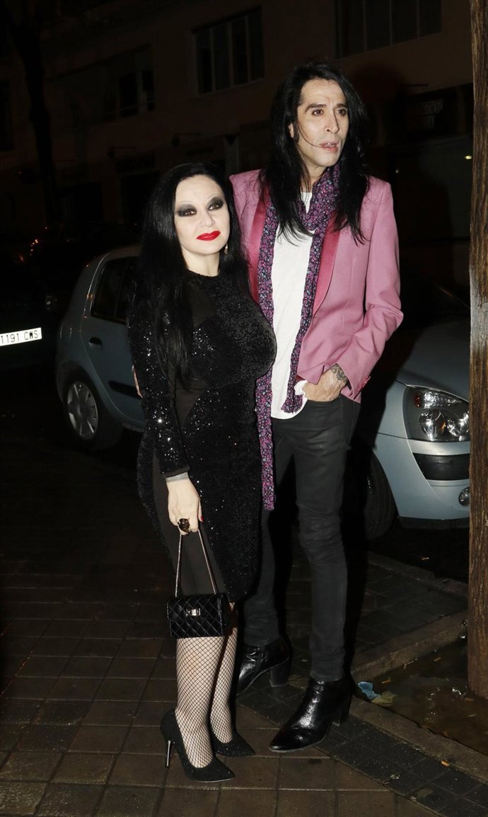 Alaska y Mario Vaquerizo en el cumpleaños de elena Benarroch/ J.RAMON GUISADO