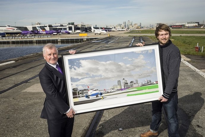 Obra del London City Airport del artista Gerry Buxton