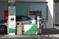 El precio del litro de gasolina asciende a máximos del año tras encarecerse un 1,86%