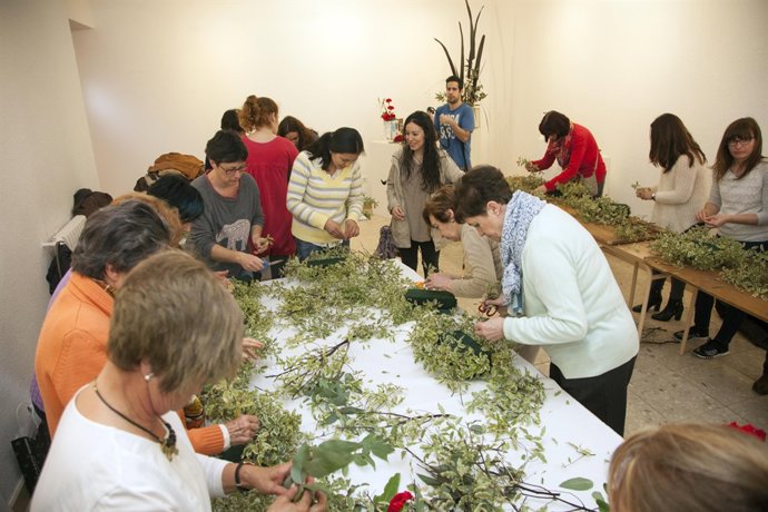 Taller floral en torno al libro 