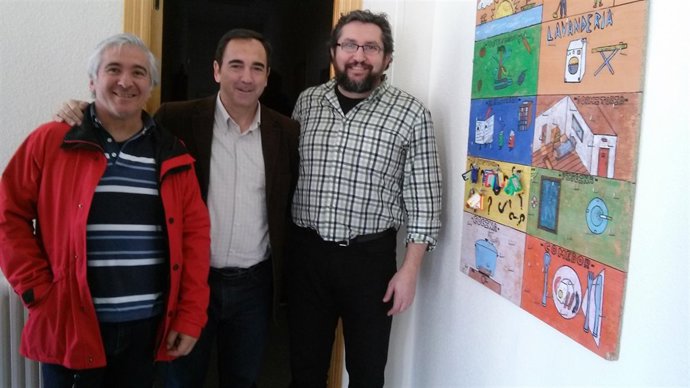 Visita de De la Torre a Proyecto Hombre