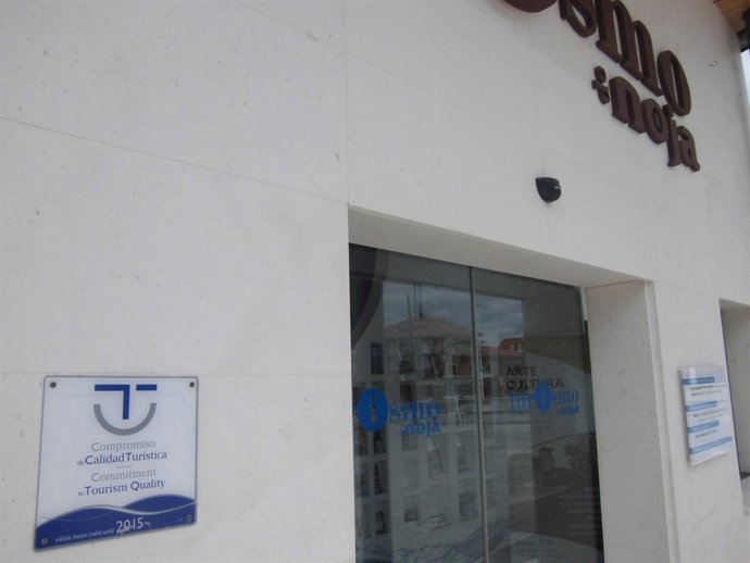 Oficina con el distintivo